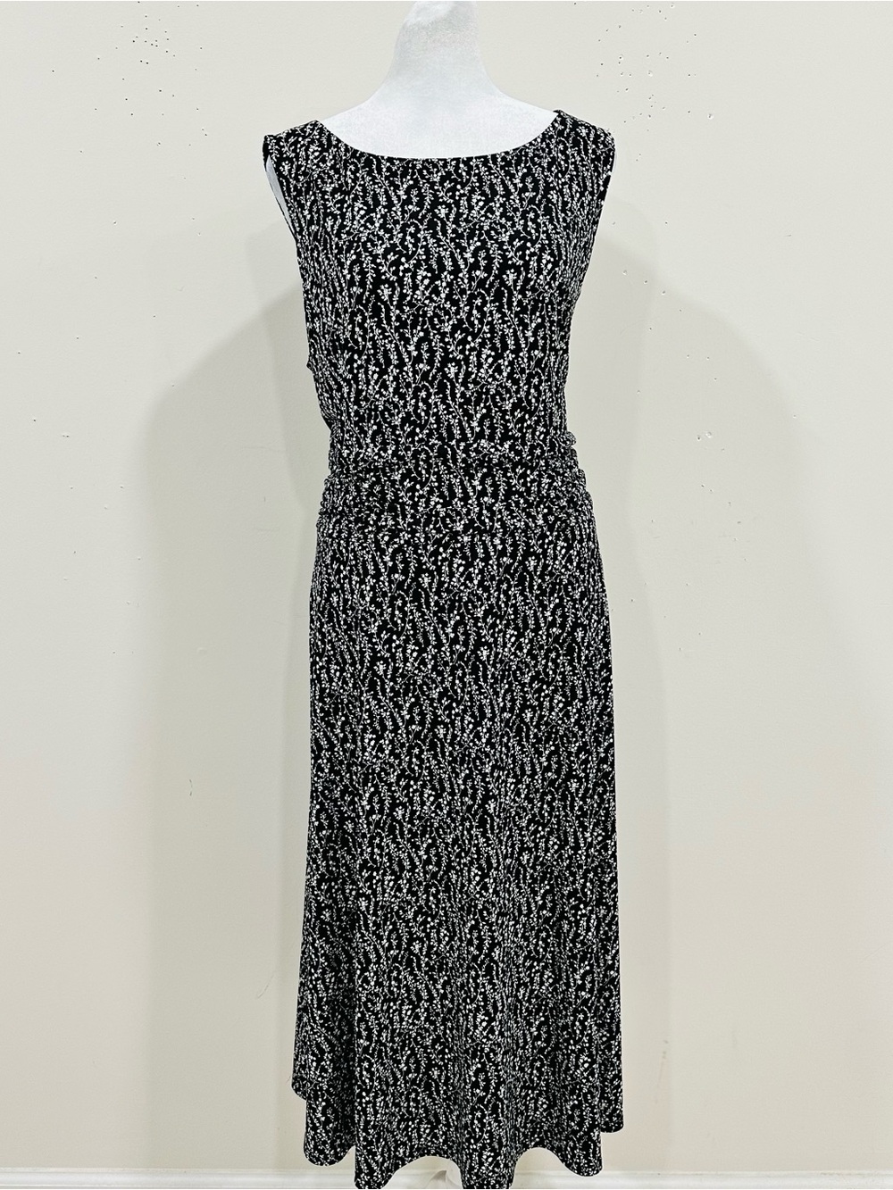 Laura Jeffries Women's Dress Black and White Pattern Sleeveless Size 16